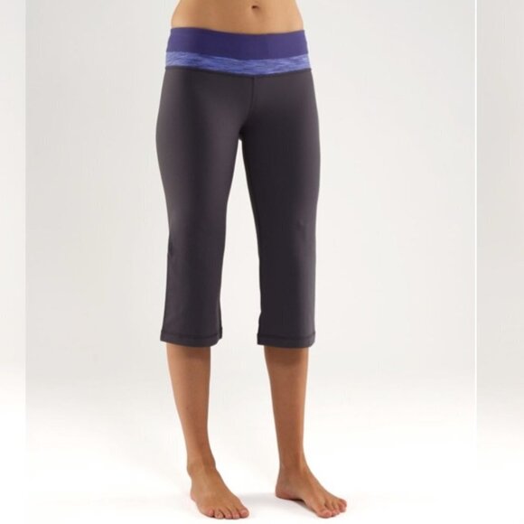 Lululemon Groove Crop Royalty  Space Dye Size 4 - Picture 1 of 8